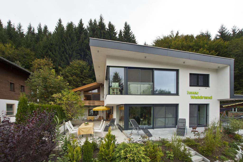 Apartamento Haus Waldrand Oberndorf in Tirol Exterior foto